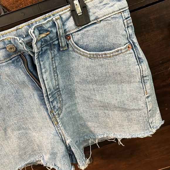 Women’s Shorts - Picture 3 of 5